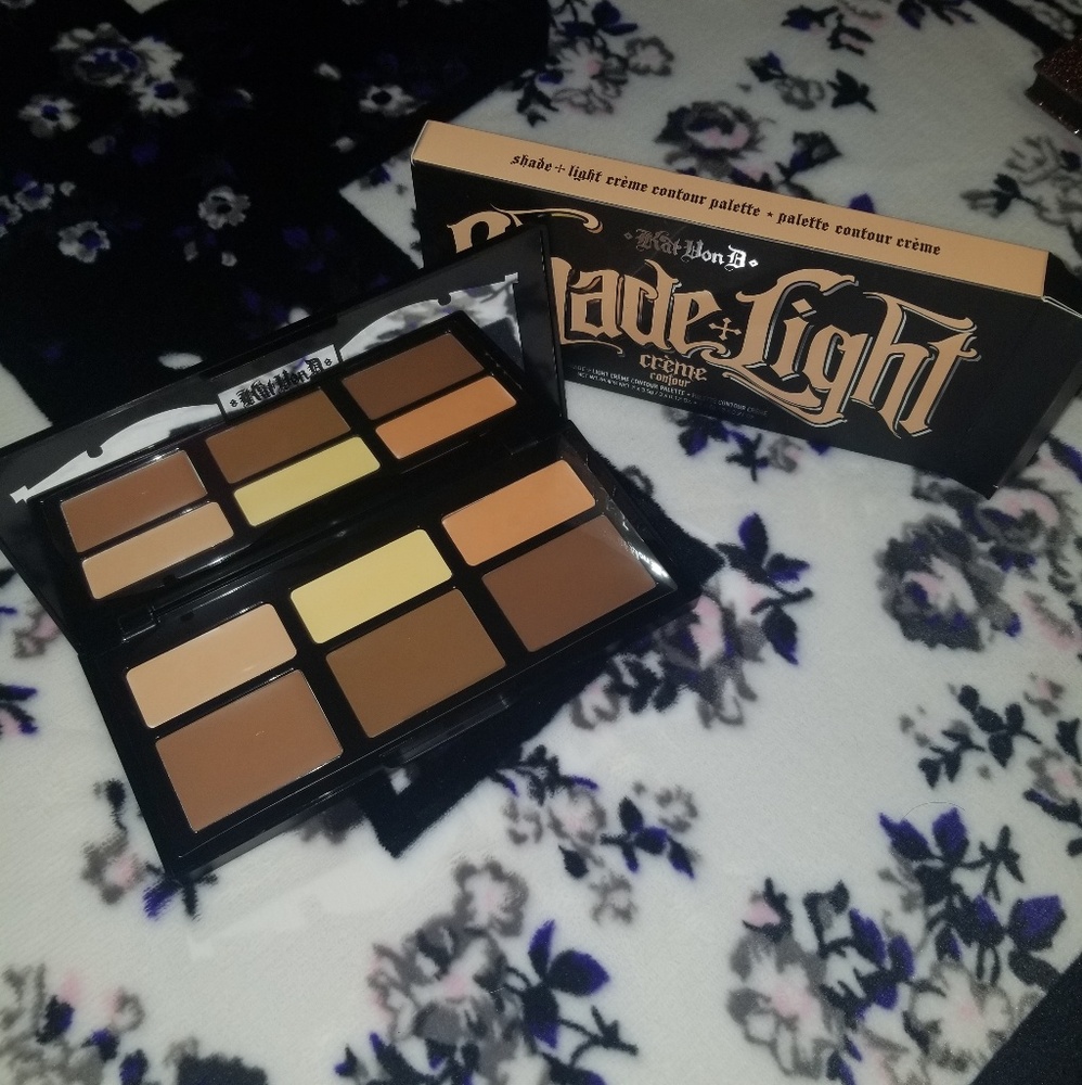 NIB KVD Shade & Light, Creme Contour Pallete - Picture 4 of 4
